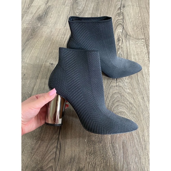 Zara Shoes - ZARA BOOTIES